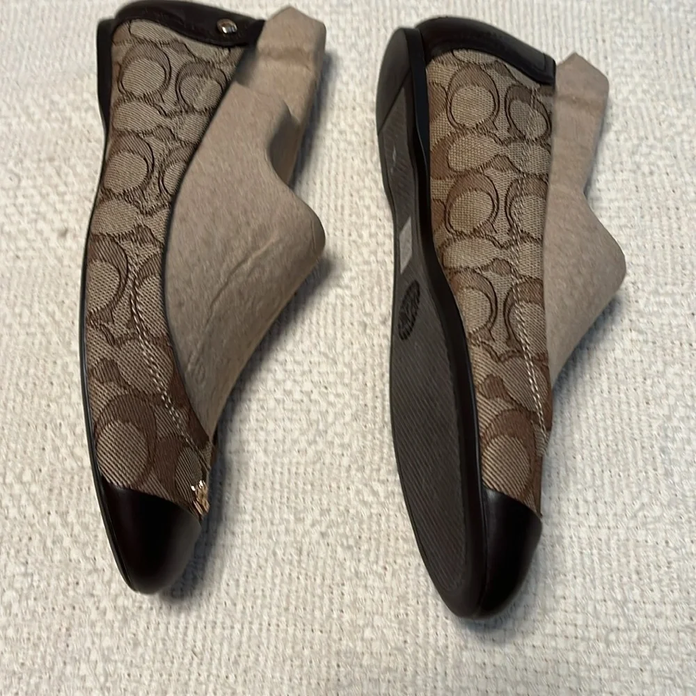 Coach Signature Ballet Flats - Picture 3 of 8